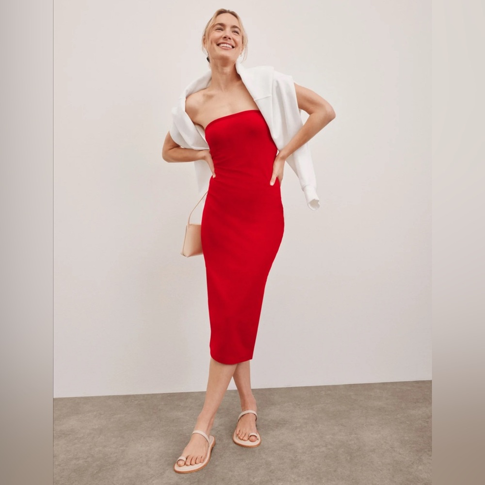 Beyond Yoga Strapless Dress - Candy Apple Red